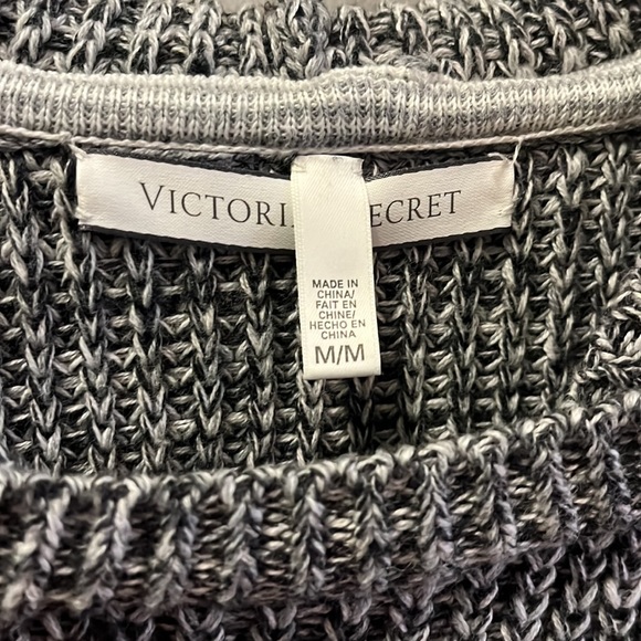 Victoria’s Secret dress long sleeve sweater, hoodie, dress with pockets - Picture 5 of 7